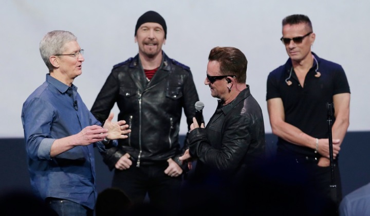 Apple и U2