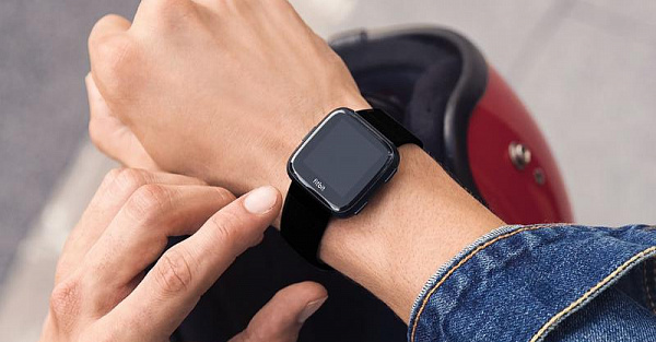 Продукт дня: доступные и красивые смарт-часы Fitbit Versa
