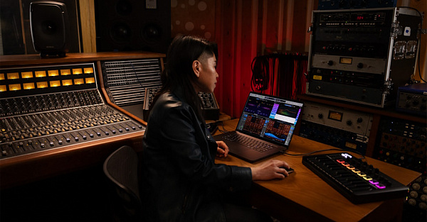 Apple добавила в музыкальный софт Logic Pro суперпродвинутые ИИ-возможности