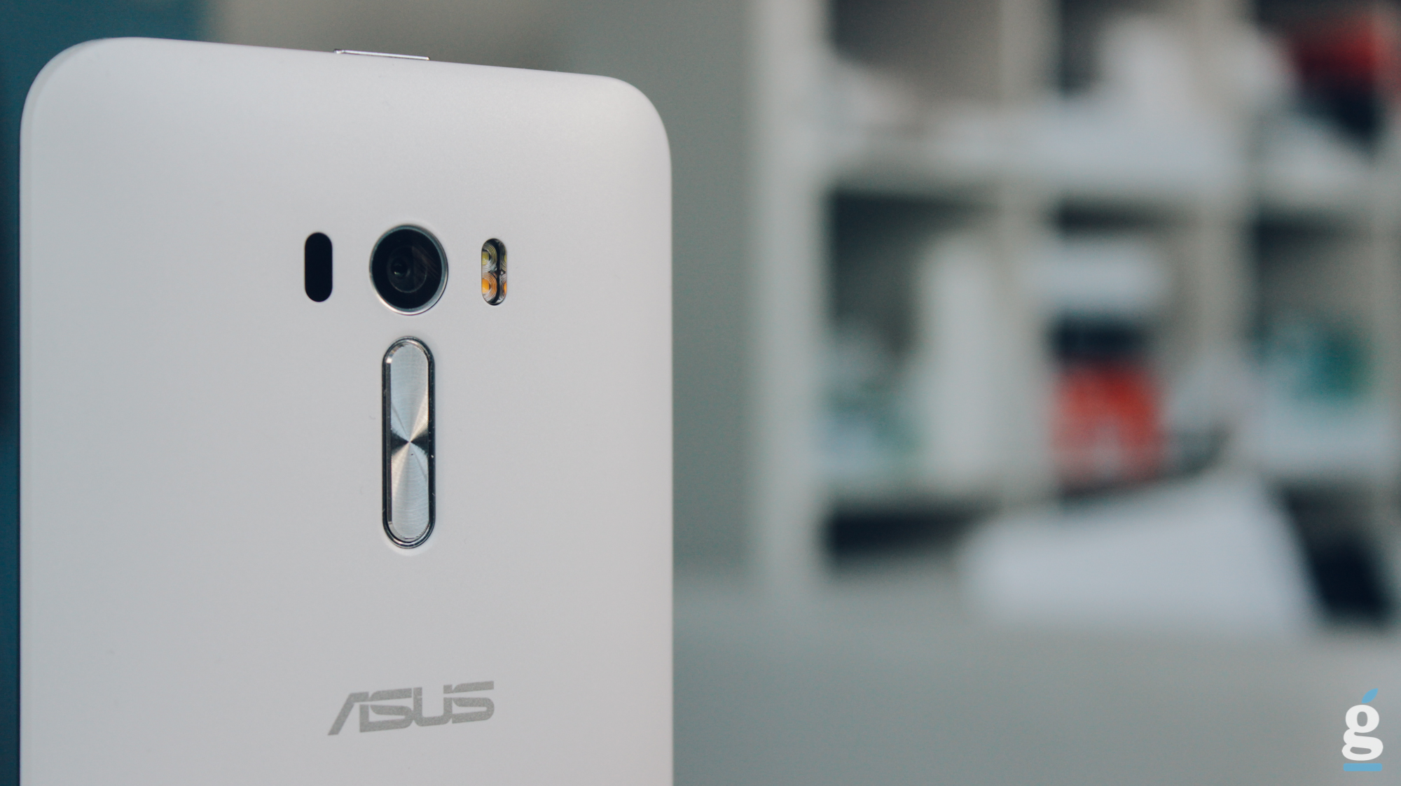 ASUS ZenFone Selfie