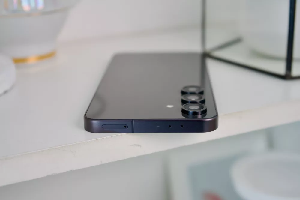 Galaxy S24 FE Galaxy S24 FE