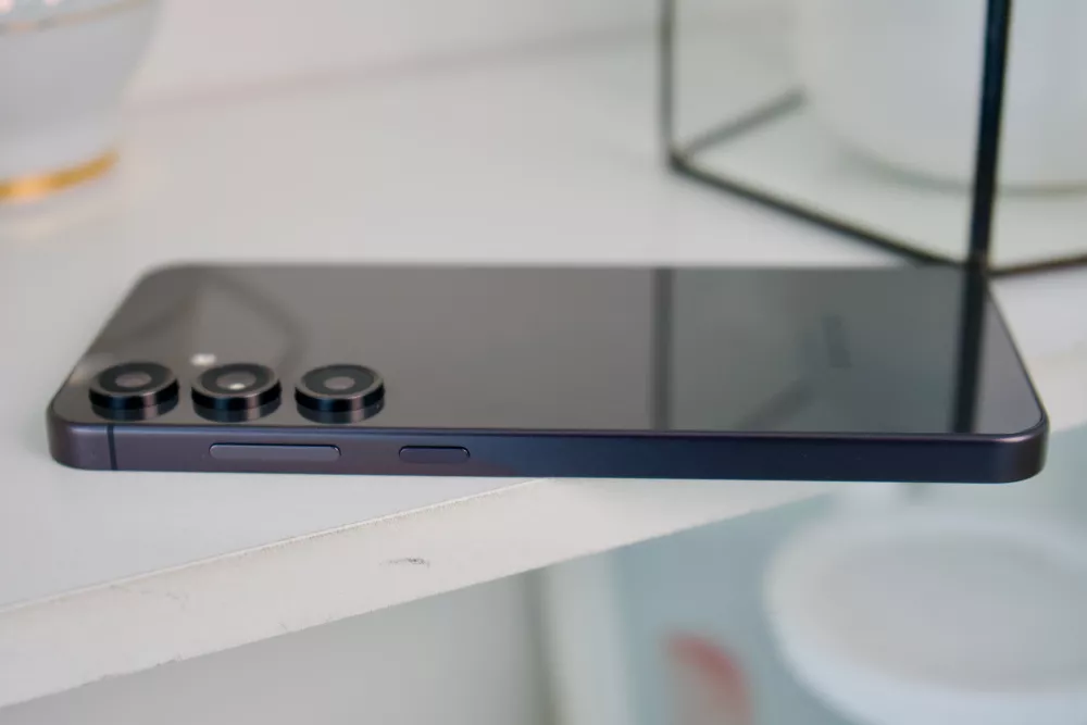 Galaxy S24 FE Galaxy S24 FE