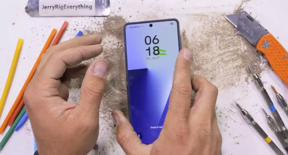 JRE Z Flip7 JRE Z Flip7