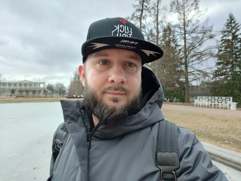 Фронтальная камера Фронтальная камера