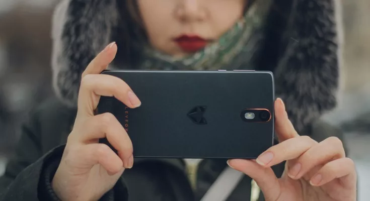 Обзор Wileyfox Storm