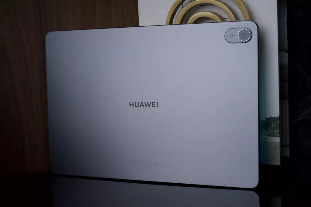 HUAWEI HUAWEI