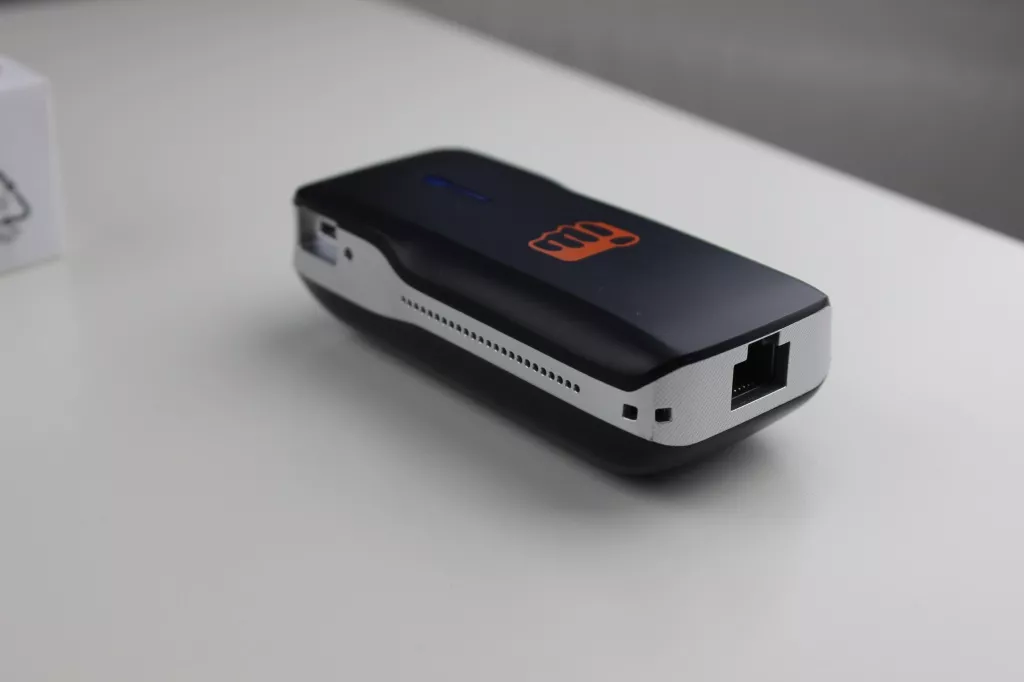 Роутер-аккумулятор MicroMax