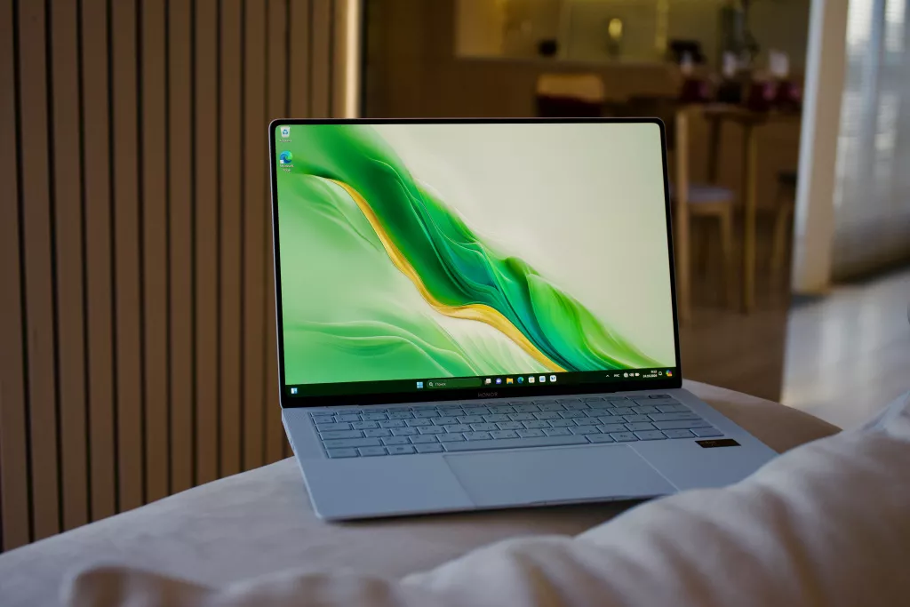 HONOR MagicBook Art 14 HONOR MagicBook Art 14