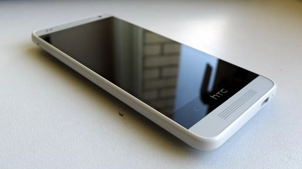HTC One mini