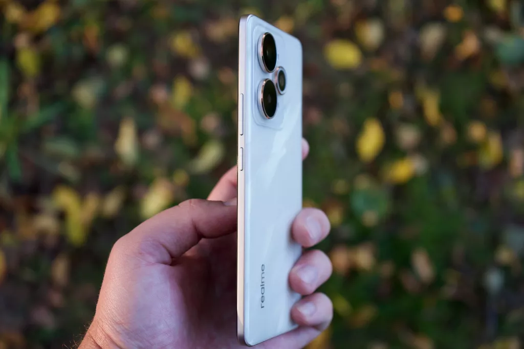 realme 15 Pro realme 15 Pro