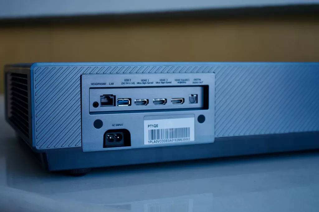 Hisense Smart Laser Cinema PT1 Hisense Smart Laser Cinema PT1