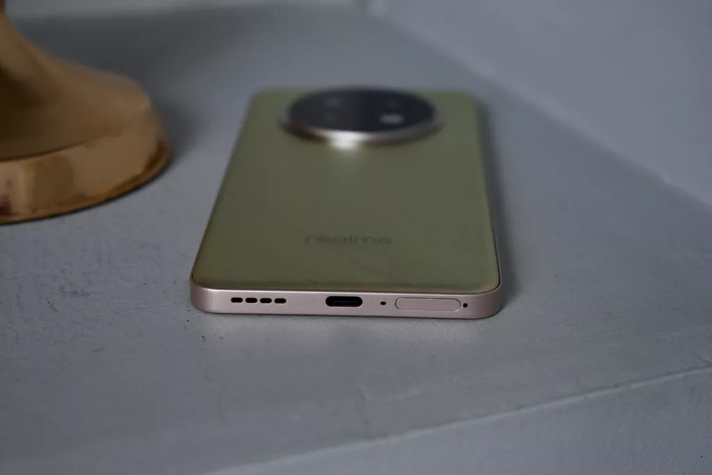 realme 13+ 5G realme 13+ 5G