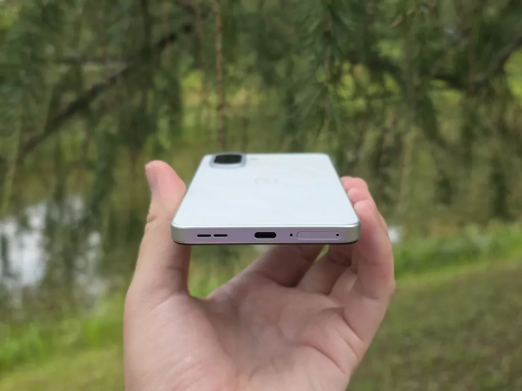 OnePlus Nord CE5 OnePlus Nord CE5