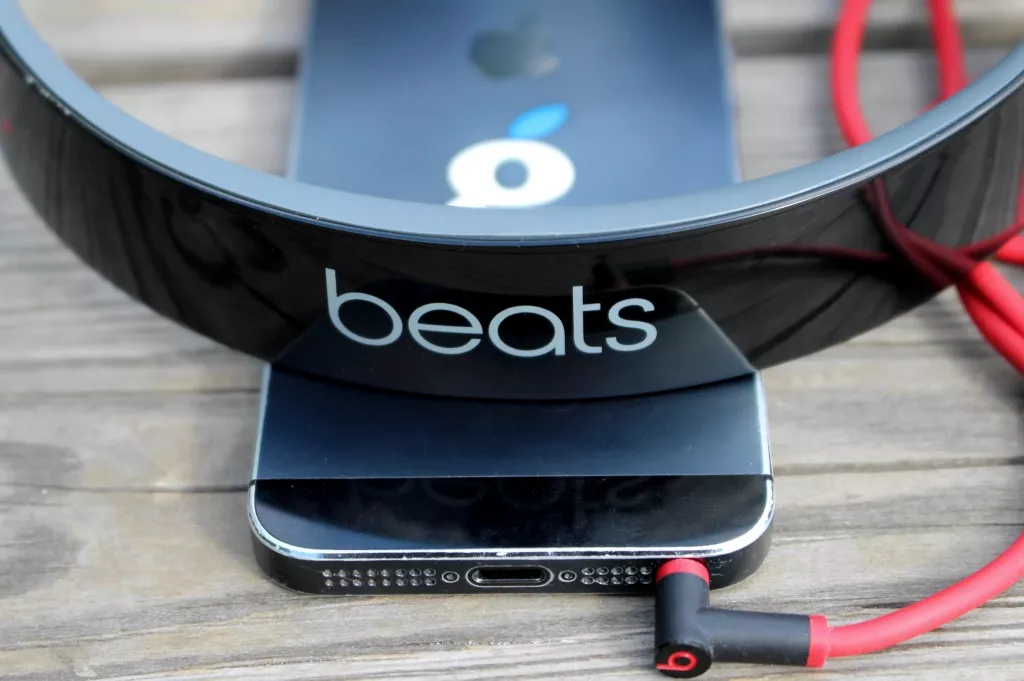 Обзор Beats Solo 2