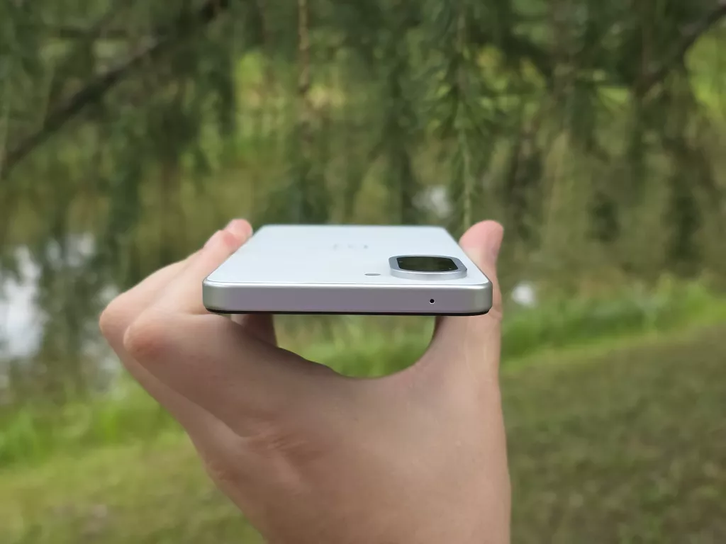 OnePlus Nord CE5 OnePlus Nord CE5