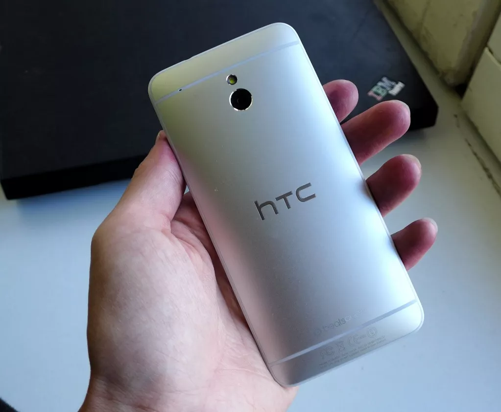 HTC One mini