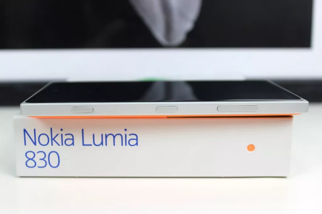Lumia 830 Lumia 830