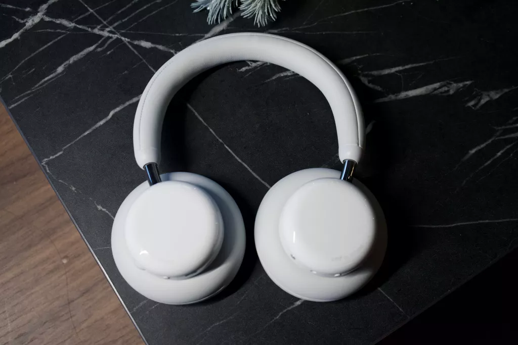 CMF Headphone PRO CMF Buds Pro 2