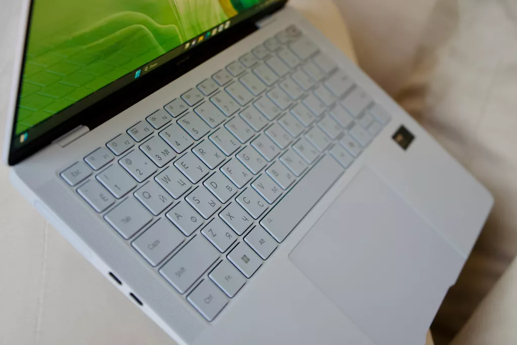 HONOR MagicBook Art 14 HONOR MagicBook Art 14