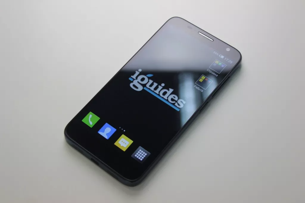 Alcatel ONETOUCH Idol 2S, дисплей