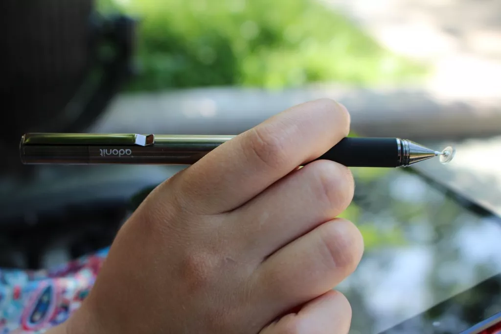 Обзор и сравнение стилусов Adonit и Wacom
