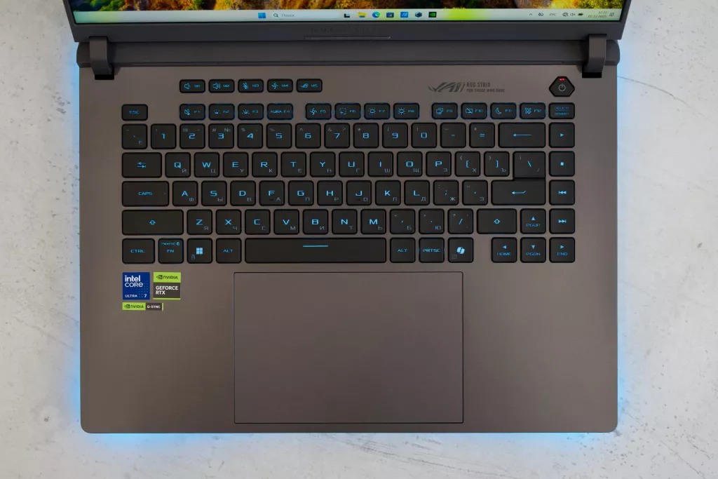 ASUS ROG Strix G16 (G615LR) ASUS ROG Strix G16 (G615LR)