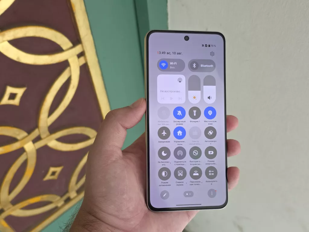 OnePlus Nord CE5 OnePlus Nord CE5