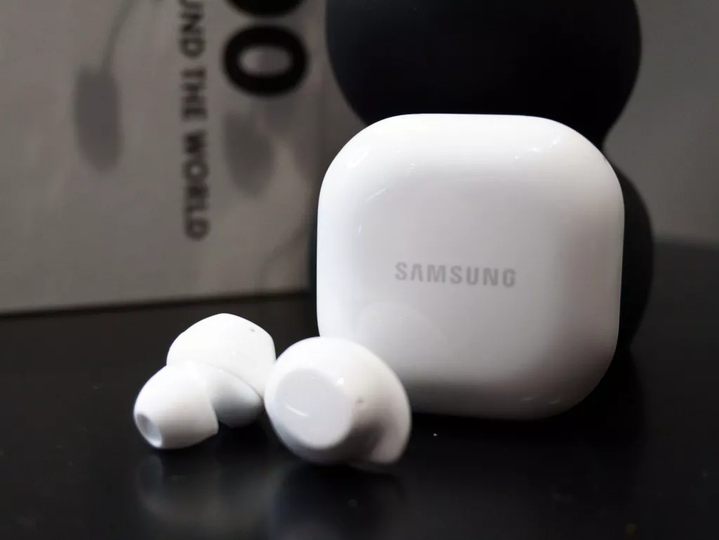 Galaxy Buds Core DSC01660.jpg