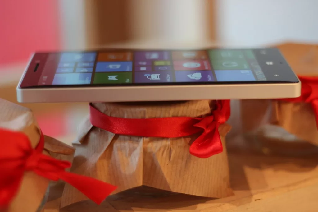 Обзор Nokia Lumia 930