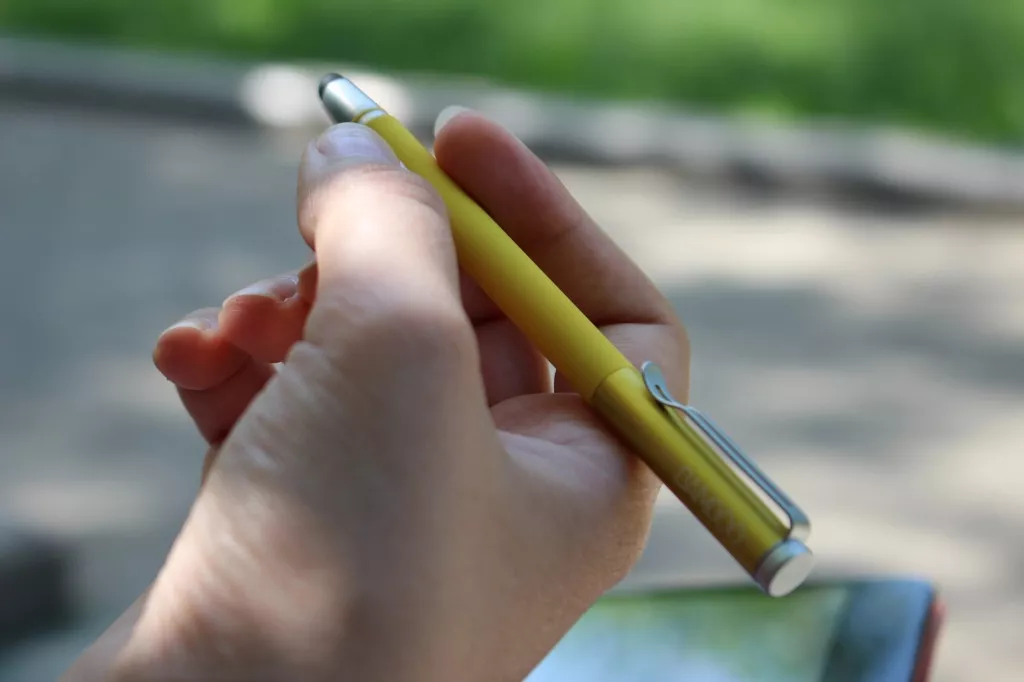 Обзор и сравнение стилусов Adonit и Wacom