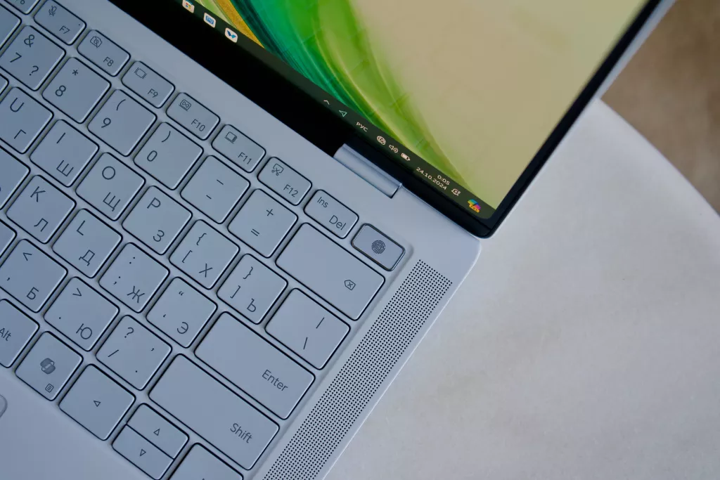 HONOR MagicBook Art 14 HONOR MagicBook Art 14