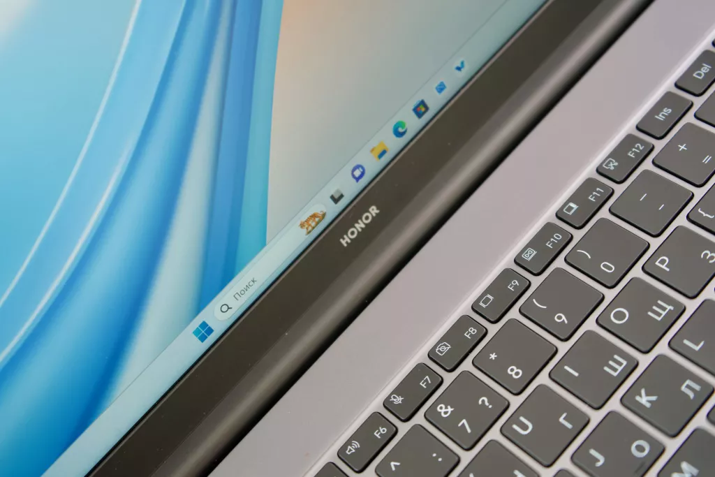 HONOR MagicBook X16 Plus HONOR MagicBook X16 Plus