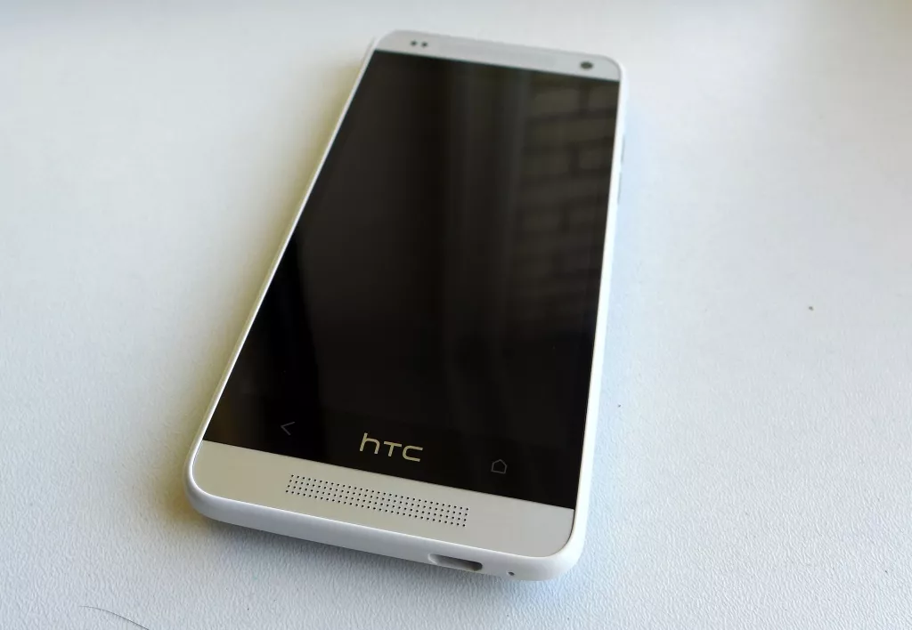 HTC One mini