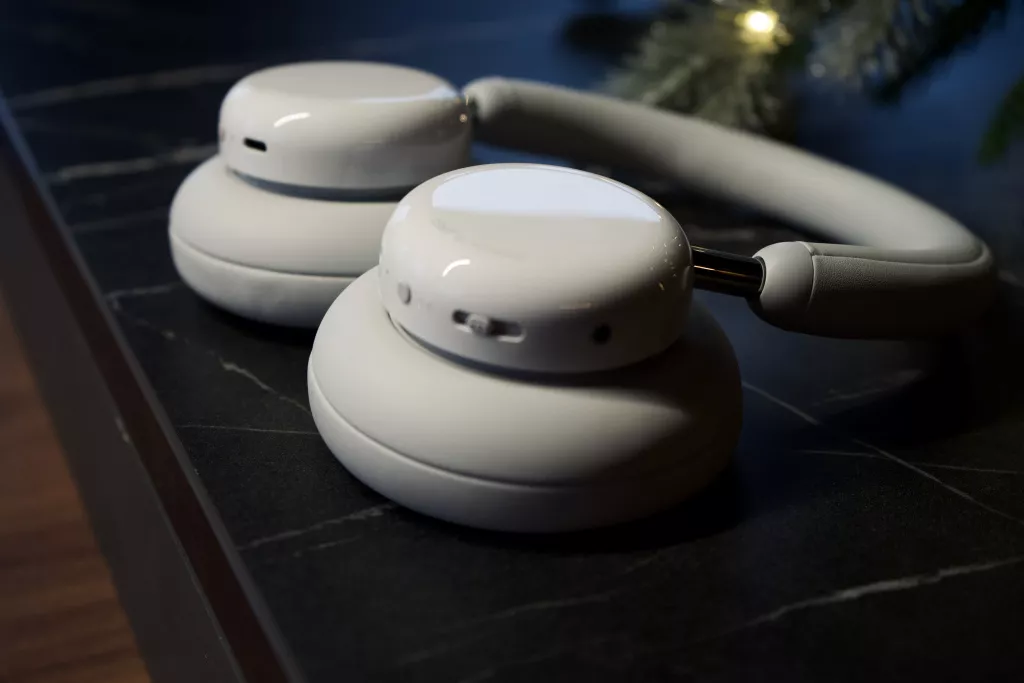 CMF Headphone PRO CMF Buds Pro 2