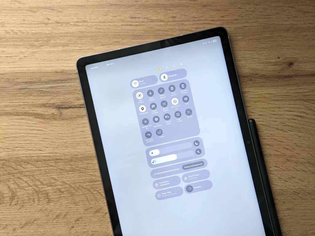 Galaxy Tab S10 FE Galaxy Tab S10 FE
