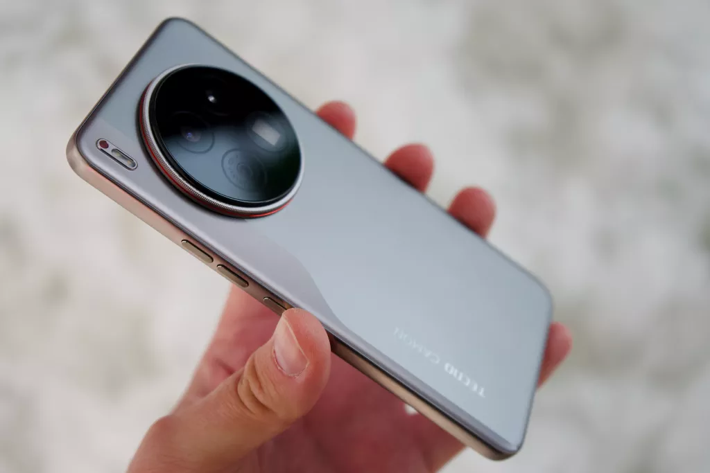 Tecno Camon 40 Premier Tecno Camon 40 Premier