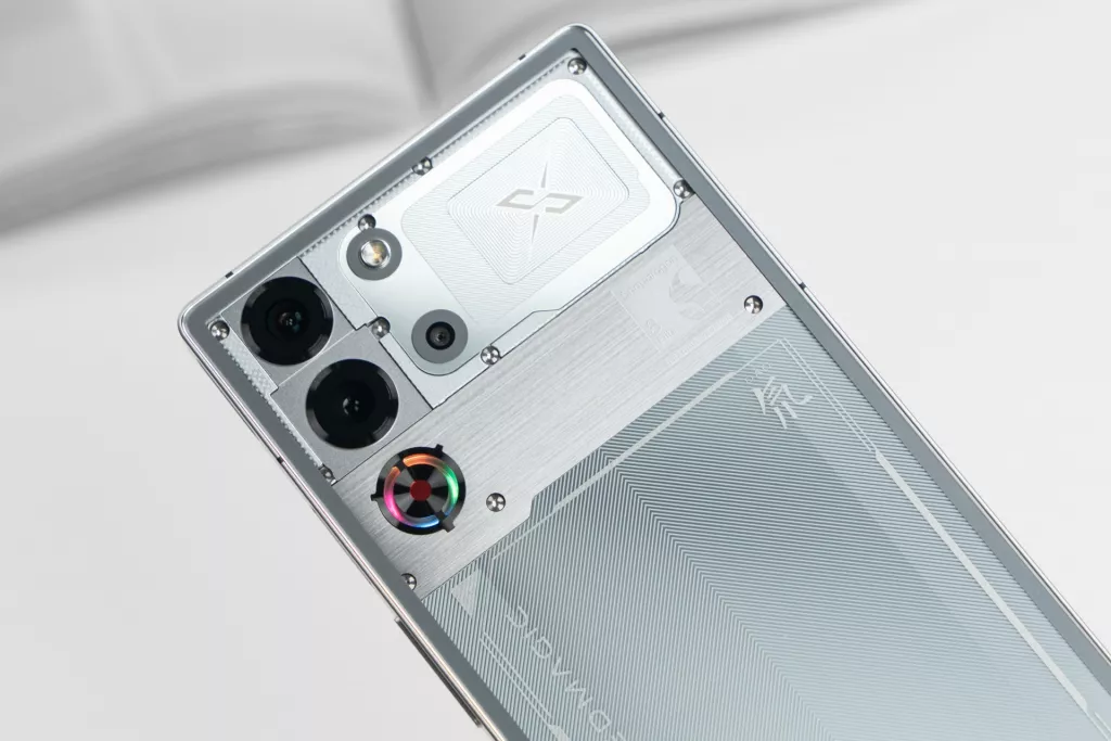 Смартфон arthartharth.png