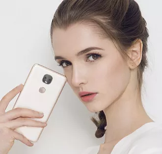 LeEco представила флагманский смартфон Le Pro 3 AI Edition