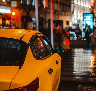 Странный сбой в «Яндекс Такси»: водители не могут выйти на линию из-за двойников