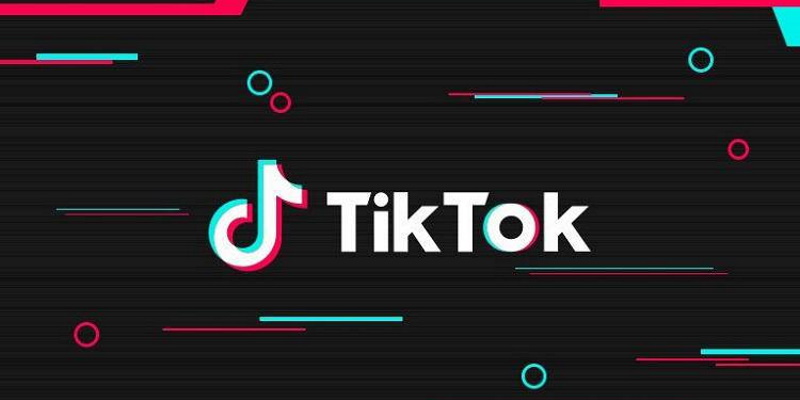 Глава Microsoft рассказал, как Дональд Трамп принуждал его купить TikTok