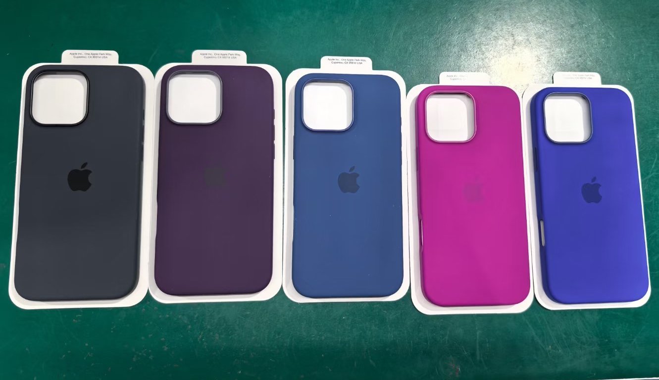 Чехлы для iPhone 16 во всех расцветках показали на фото. Фейковые можно легко отличить от оригинальных
