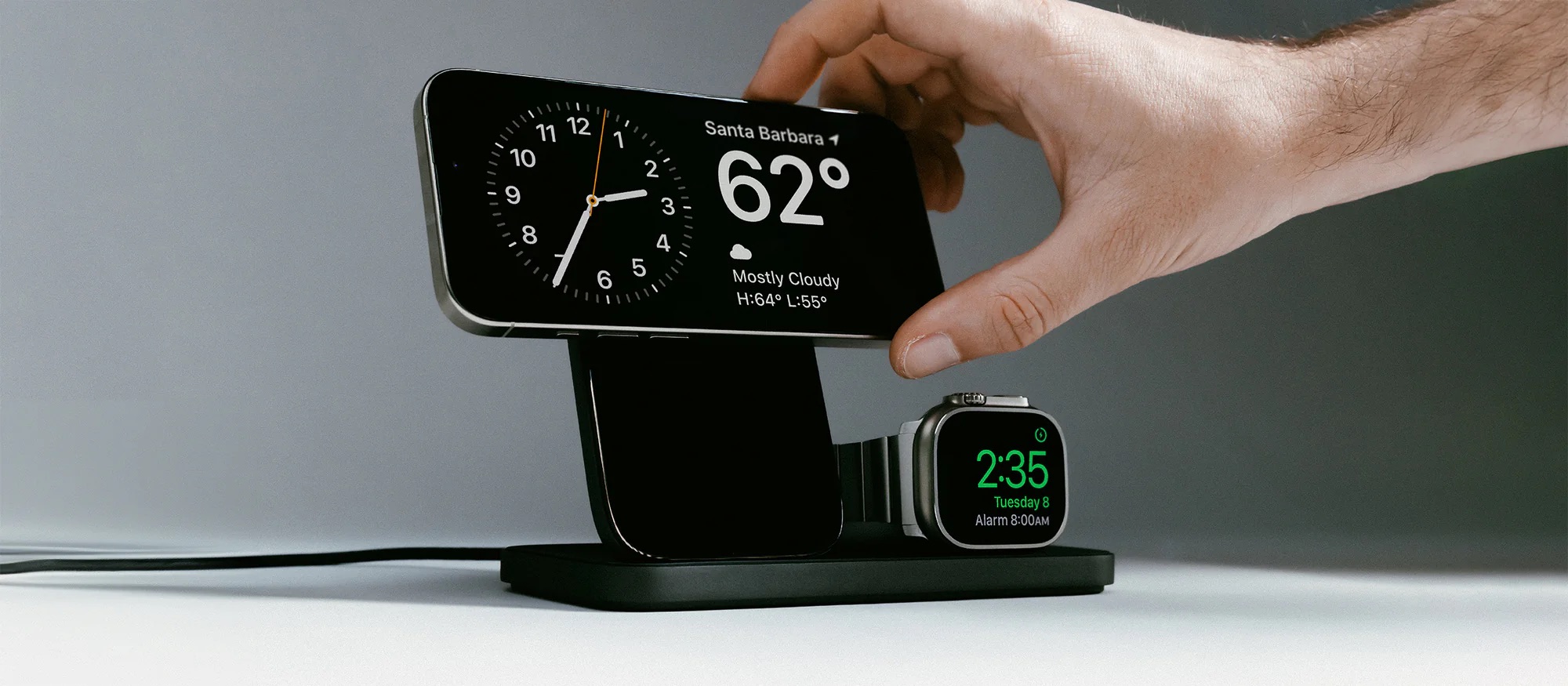 Найдена лучшая зарядка для iPhone, AirPods и Apple Watch  Nomad Stand One Max Qi2