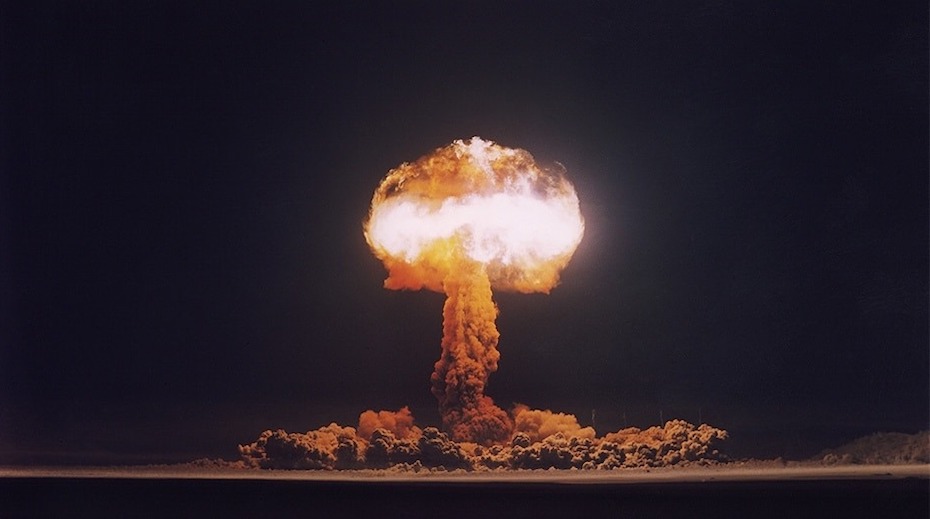ChatGPT и Midjourney сравнили с ядерной войной  эксперты напуганы их потенциалом