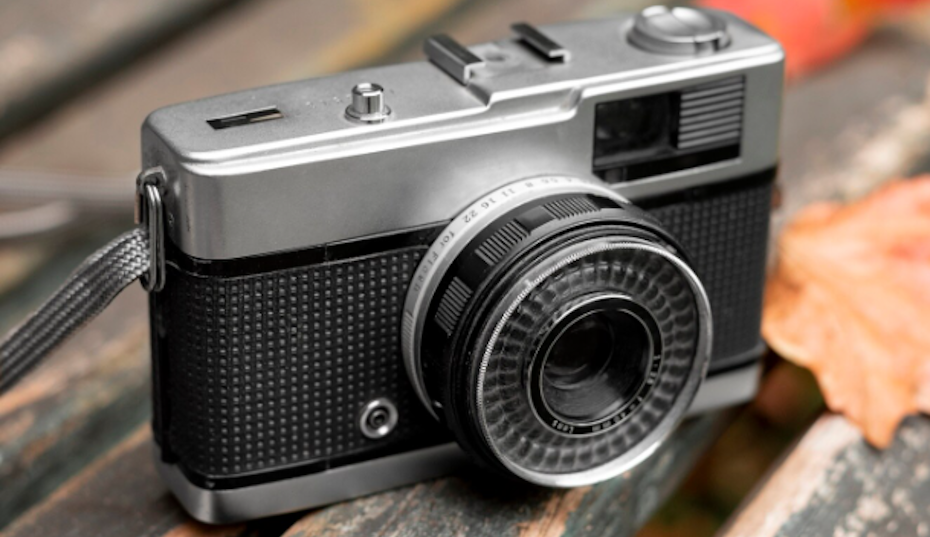 Фототехника под прицелом: россияне стали активнее чинить камеры и объективы