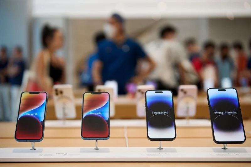 Apple затеяла очередную технологическую революцию  в этот раз инновации пойдут по розничным магазинам