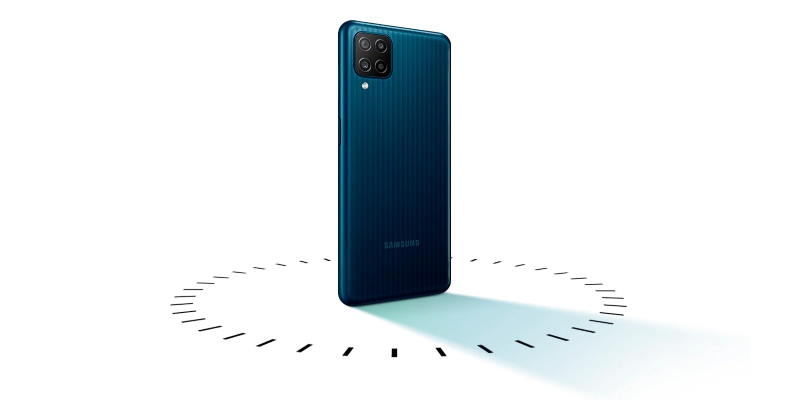В России появился недорогой смартфон Samsung Galaxy M12 с завидными характеристиками