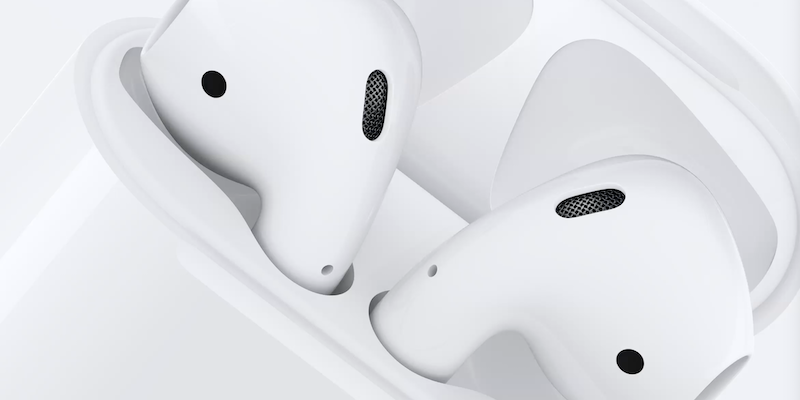 Apple дарит AirPods за покупку девайсов. В России тоже