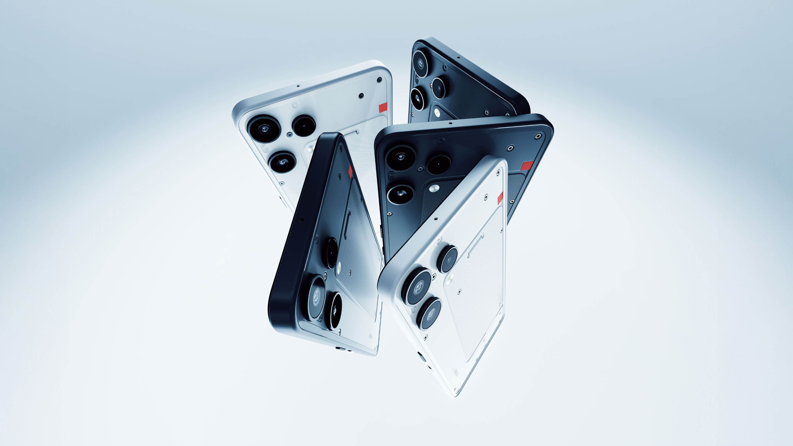 Вышел Nothing Phone (3a) Lite — экстравагантно красивый, но очень дешёвый смартфон