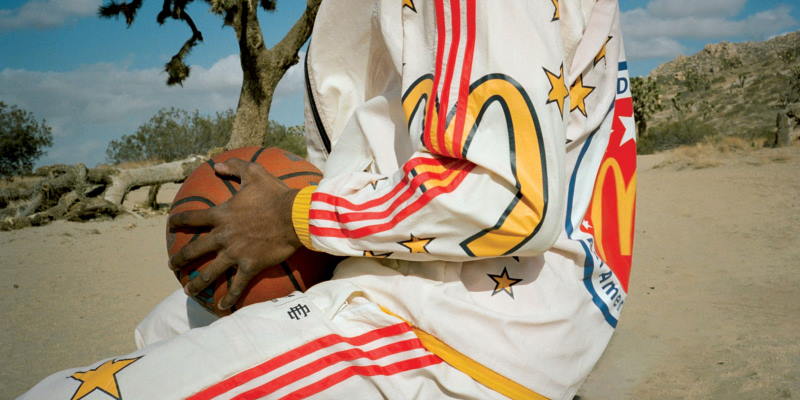 Это не фотошоп: безумная коллаба Adidas x McDonald’s