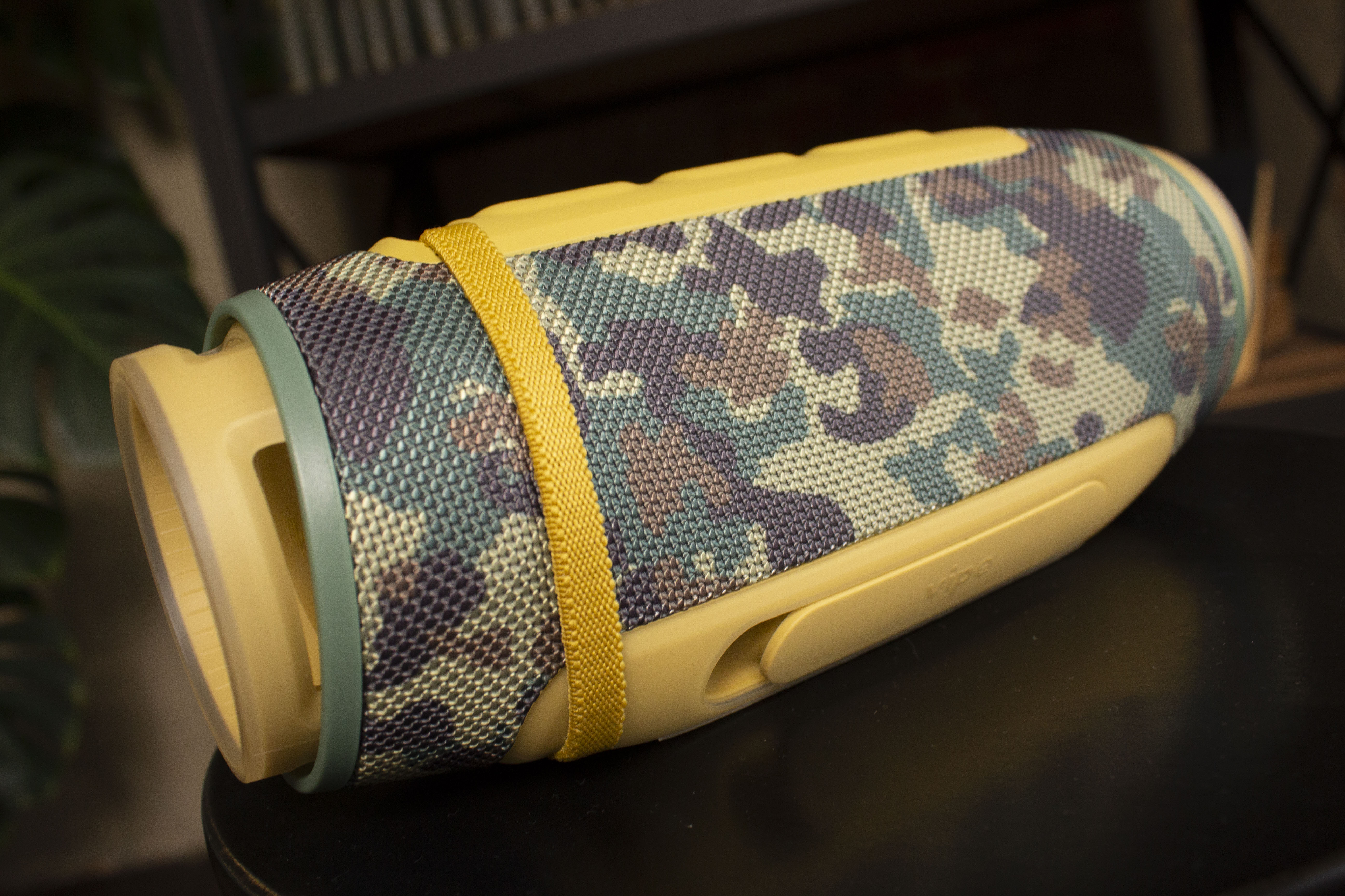 Обзор портативной колонки Vipe Spark: мощная, практичная, защищенная